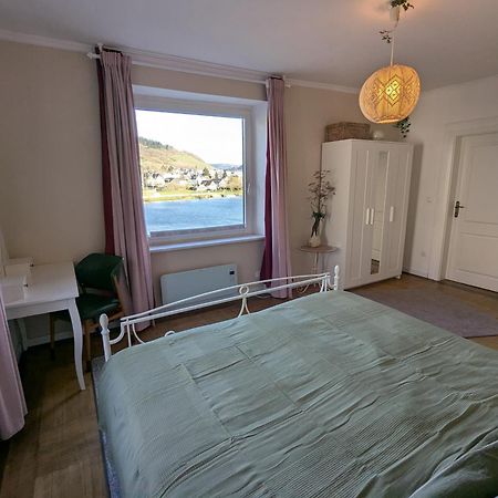 Voll Ausgestattete Wohnung Mit Moselblick Alf Eksteriør bilde
