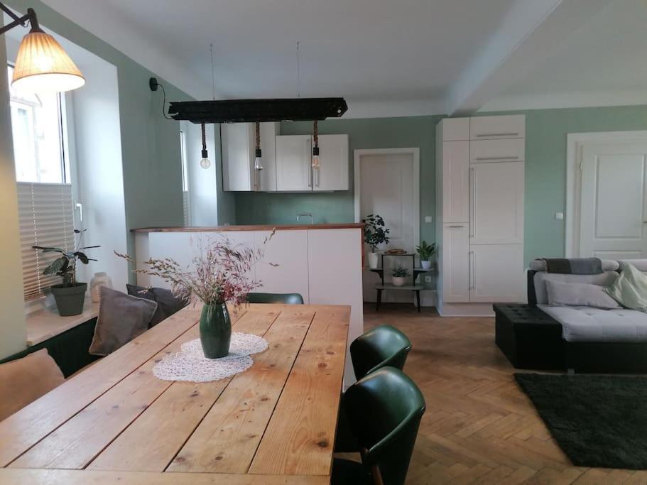 Voll Ausgestattete Wohnung Mit Moselblick Alf Eksteriør bilde